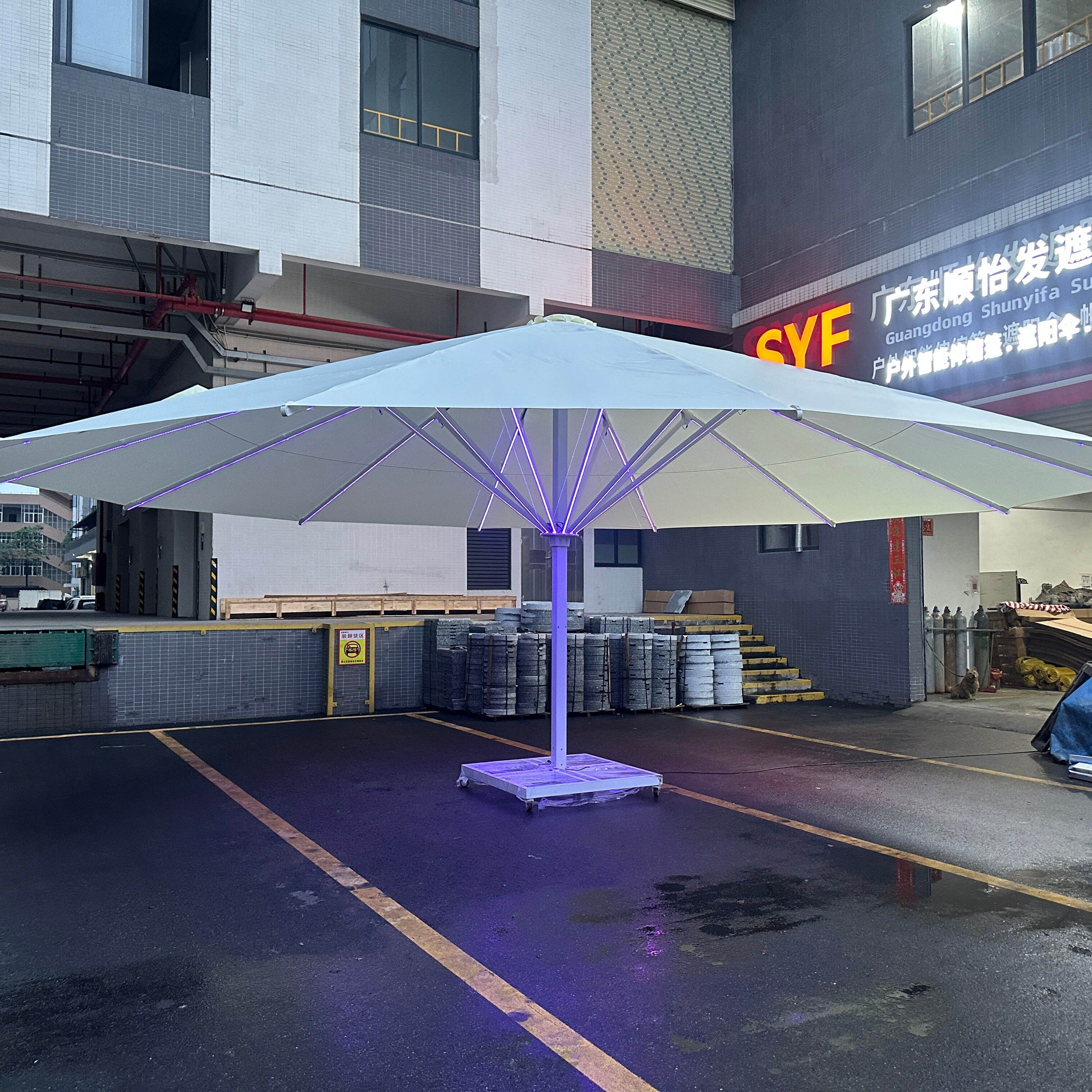 Outdoor Furniture Supplier - hit product7M Outdoor Furniture LED Umbrella