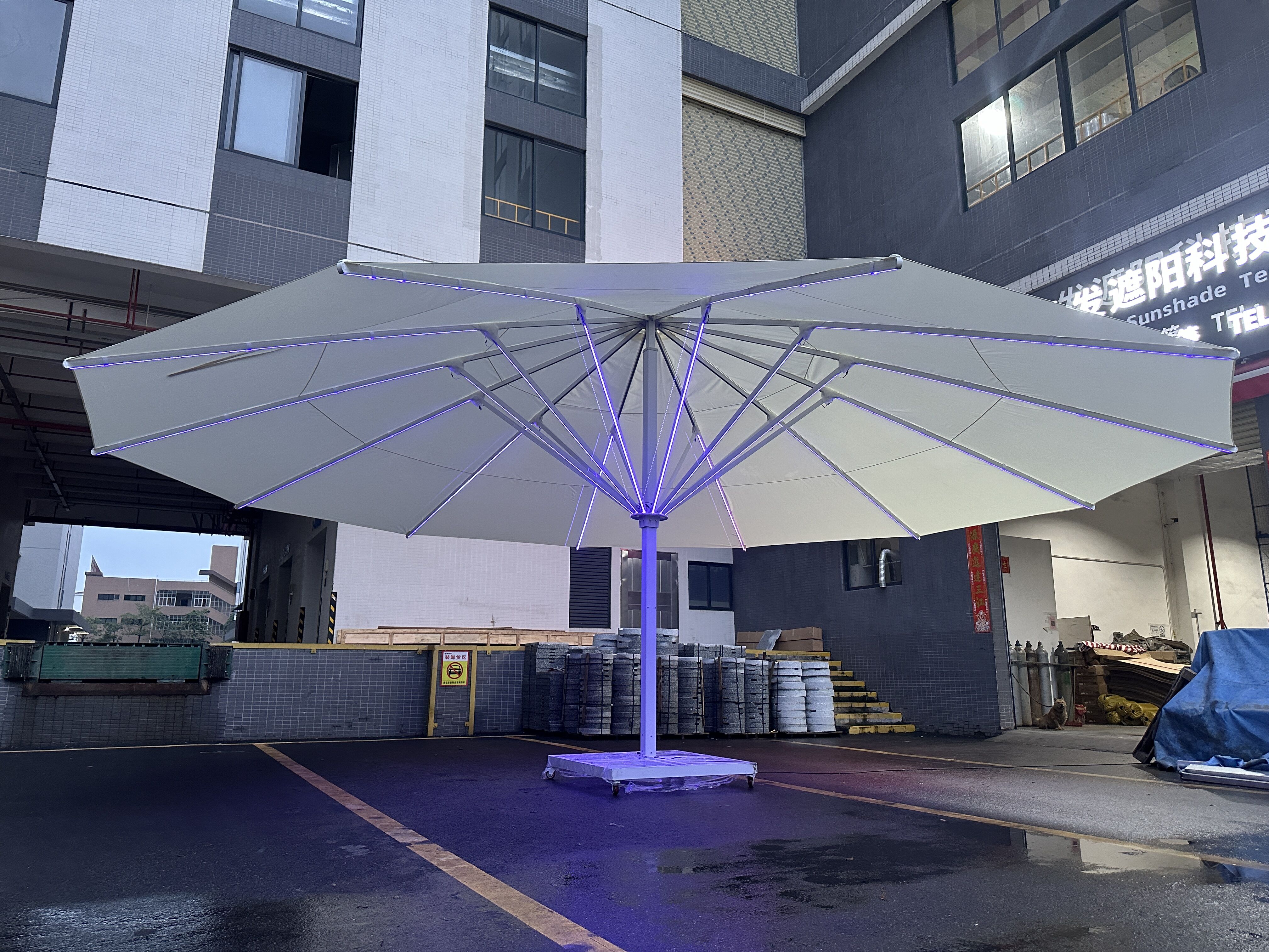 7M Outdoor Furniture LED Umbre - مراجعة Outdoor Furniture Supplier وسعره